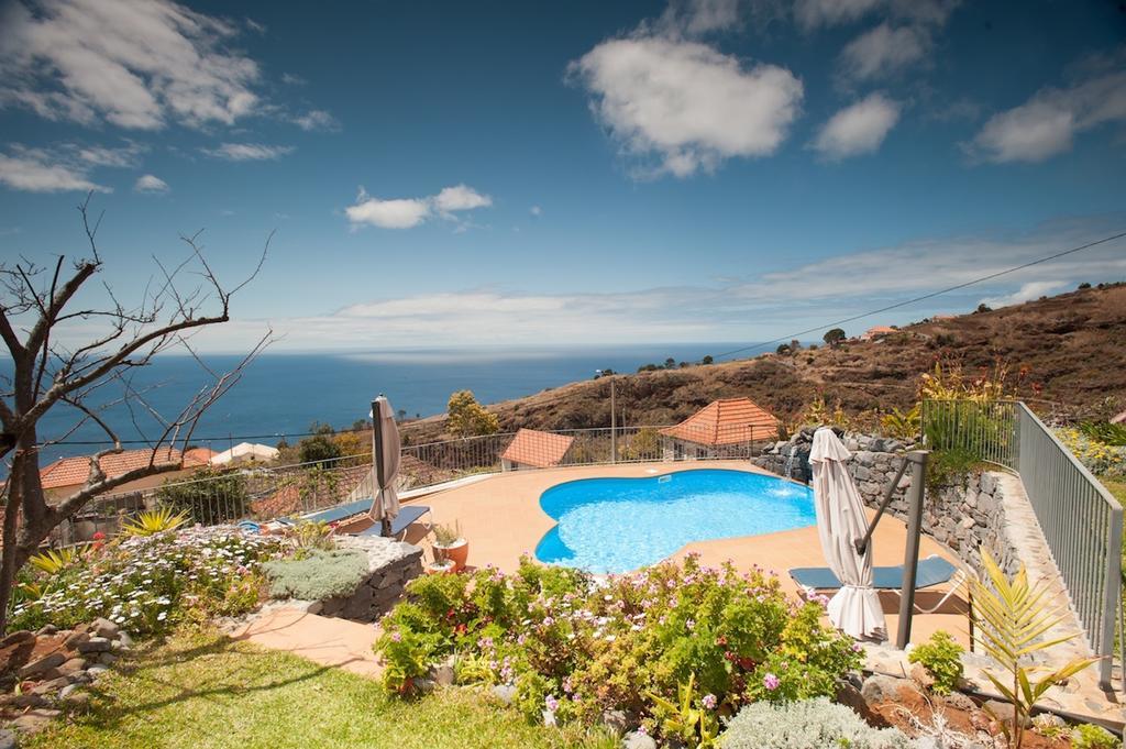 Banda Do Sol Self Catering Cottages Estreito Da Calheta Zimmer foto