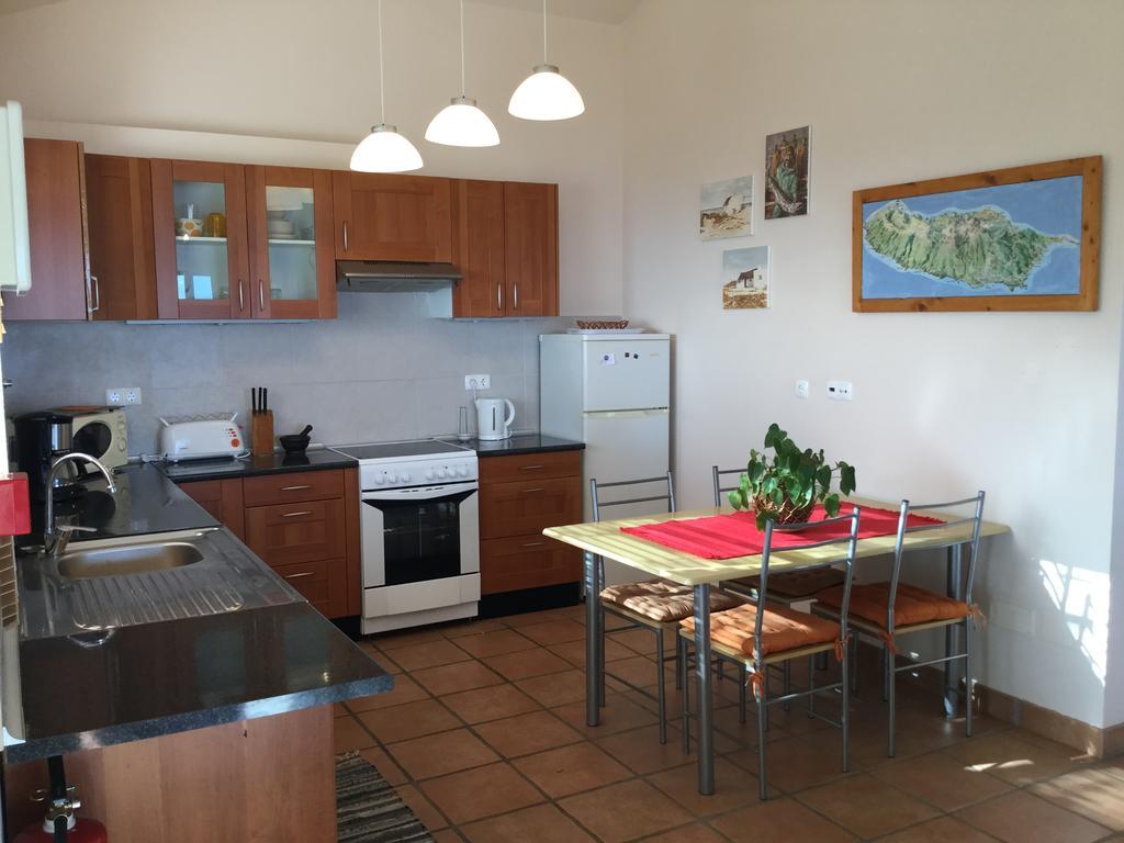 Banda Do Sol Self Catering Cottages Estreito Da Calheta Exterior foto
